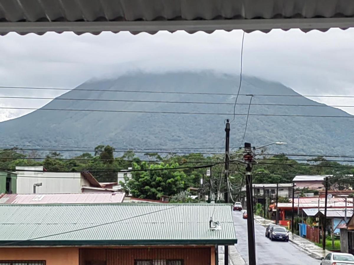 La Fonda Apartments La Fortuna Bagian luar foto